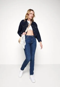 Pier One BANDANA UNISEX 3 PACK - Tuch - Black/white/beige -ModePier 019bfd3b306a49bfb36d42a4a87d1b8e