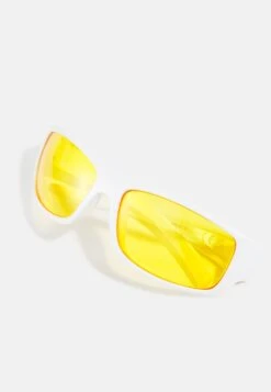 Pier One UNISEX - Sonnenbrille - White -ModePier 06212ea48c0f4037abc6a62aa2c032d6