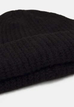 Pier One SHORT MICRO BEANIE UNISEX - Mütze - Black -ModePier 0ebb65d54b0643c5908d2c2364f4ca2c