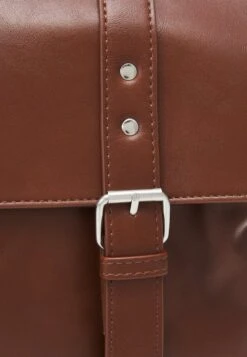 Pier One Umhängetasche - Brown -ModePier 13681cf0e15d4e7a880bcd49346bf5a1