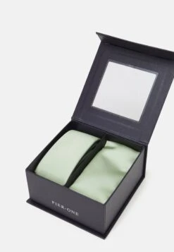 Pier One SET - Einstecktuch - Light Green 10 Pier One SET - Einstecktuch - Light Green -ModePier 186418c4632045a49f49be956c5a79e1