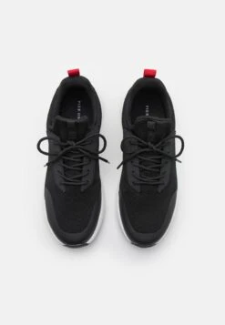 Pier One Sneaker Low - Black 9 Pier One Sneaker Low - Black -ModePier 1c425e529e484e5991d10e47a7b41649