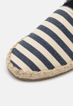 Pier One UNISEX - Espadrille - Dark Blue/white -ModePier 1dddba693bd742ebac55099bf5cd73d6