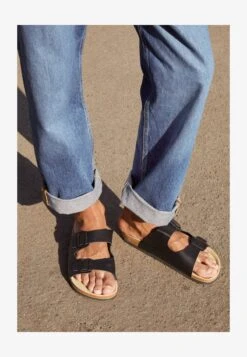 Pier One UNISEX - Hausschuh - Black -ModePier 24272c78a40c4e589b9d280fcb0d7a40