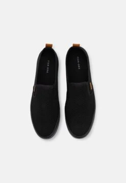 Pier One UNISEX - Slipper - Black -ModePier 2abe2a963f374e4bb5bba53a0d6fd6b0
