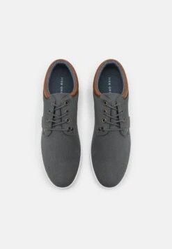 Pier One UNISEX - Sneaker Low - Grey -ModePier 300f1aa95a2a4579b4a07e57470c9afc