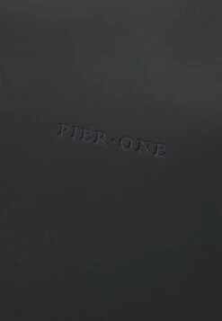 Pier One UNISEX - Weekender - Black 10 Pier One UNISEX - Weekender - Black -ModePier 39fdb5f7c20b4ea7b31fc65b27656f6d