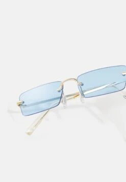 Pier One UNISEX - Sonnenbrille - Blue 9 Pier One UNISEX - Sonnenbrille - Blue -ModePier 4927d5c9c66f4d65809ce55662b51288
