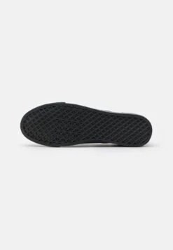 Pier One UNISEX - Slipper - Black 10 Pier One UNISEX - Slipper - Black -ModePier 57702b93d5cf4cc58d1b2334e251bf17