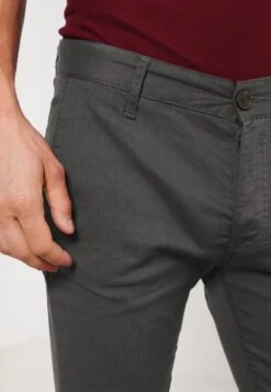 Pier One SLIM FIT CHINO - Chino - Dark Grey 9 Pier One SLIM FIT CHINO - Chino - Dark Grey -ModePier 57afc5e7d2fb4fccb50811bdf725c68c
