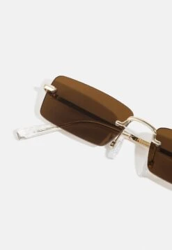 Pier One UNISEX - Sonnenbrille - Brown 9 Pier One UNISEX - Sonnenbrille - Brown -ModePier 5c2395212eac47fa91548dd7f6dd62b7