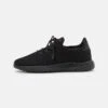 Pier One Sneaker Low - Black