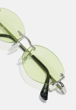 Pier One UNISEX - Sonnenbrille - Green 8 Pier One UNISEX - Sonnenbrille - Green -ModePier 6c5660cb198a4273a5c8fcc982a3d0e1