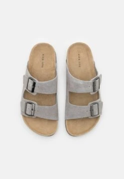 Pier One LEATHER UNISEX - Pantolette Flach - Grey -ModePier 6e172422b00e484a8ac21c5f565af9d6