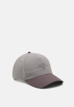 Pier One UNISEX - Cap - Grey/dark Grey 10 Pier One UNISEX - Cap - Grey/dark Grey -ModePier 7aba151404644e51bf7150de6dfac46d 1