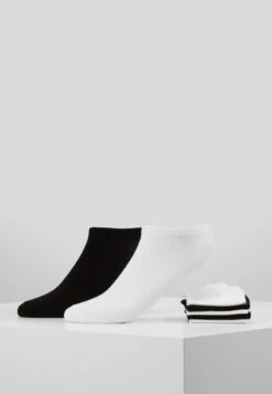 Pier One 7 PACK - Socken - White/black -ModePier 7b35e8e4314f48dd8e64f79f3657878f 1