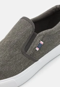 Pier One UNISEX - Sneaker Low - Grey -ModePier 8a4965b673914b6e847d91199f0f296d