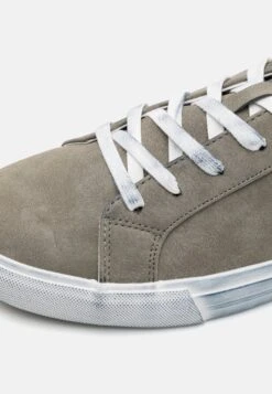 Pier One Sneaker Low - Grey -ModePier 8c793318b60147f4acc680218ed60331