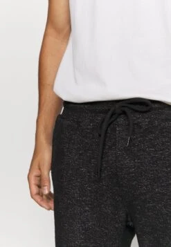 Pier One Shorts - Mottled Black -ModePier 9669b66e874744c1ba451014337cf24a