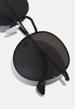 Pier One UNISEX - Sonnenbrille - Black -ModePier b469387762a7426f92df5455a51969cc