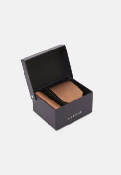 Pier One SET - Einstecktuch - Brown -ModePier babe3a8e1d9249caa1f087b31d93f505