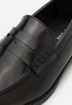 Pier One Slipper - Black -ModePier c5e34df4ddc54faea70ae060d15a9786