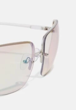 Pier One UNISEX - Sonnenbrille - Transparent -ModePier ce973f03df4b4e619c64ae53602a15e3