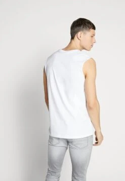 Pier One 2 PACK - Top - White/black 8 Pier One 2 PACK - Top - White/black -ModePier d0b4dab63b5548078a8543a3eca09f0c