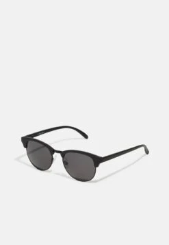 Pier One UNISEX - Sonnenbrille - Black/green -ModePier d41e2edf45ee4a51aed6652bede5d74a