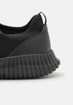 Pier One Sneaker Low - Black 11 Pier One Sneaker Low - Black -ModePier da21a0204b9943a1b0a5be03e6d2430f