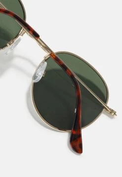 Pier One UNISEX - Sonnenbrille - Gold-coloured/green -ModePier e92d3af19b37403e9750478796cb172c