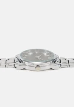 Pier One Uhr - Silver-coloured -ModePier f4cc038a276e4f35a2d771c4e264025b