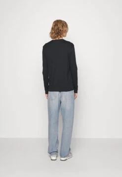 Pier One 5 PACK - Langarmshirt - White/dark Blue/black -ModePier f535302a43fa4b80a1a3b6c44bddcdfe