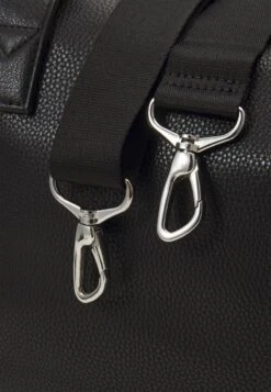 Pier One UNISEX - Weekender - Black 10 Pier One UNISEX - Weekender - Black -ModePier f897dbe16f394747bbcb912b9902dfc5