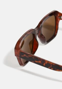 Pier One UNISEX - Sonnenbrille - Black -ModePier faad10b8a5a2445f865f09b5d12427d1