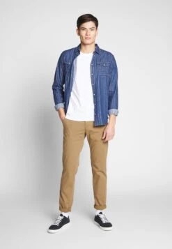 ModePier -ModePier fc0637525aa84c67b66ae9c9991233d8